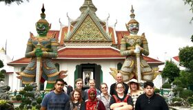 Wat Arun Bangkok tourists